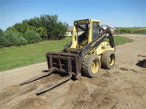 new holland l555 specifications